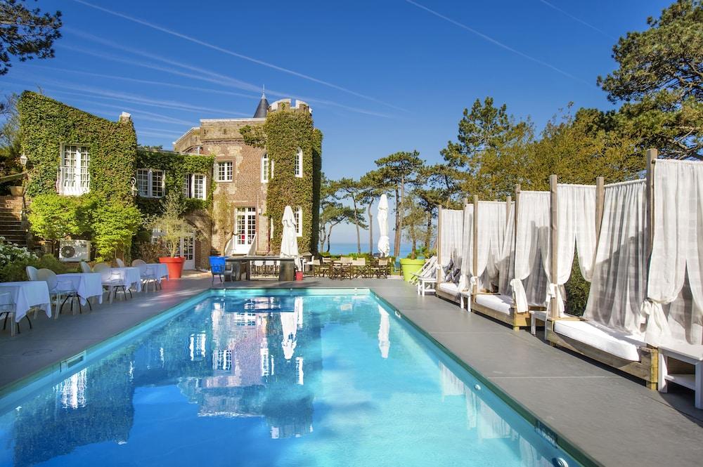 Domaine Saint Clair - Le Donjon 4*